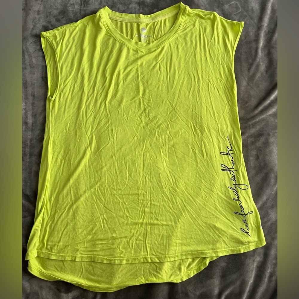 Women’s T-shirt